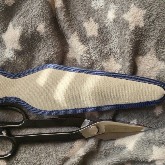 PGM Professional Pattern Shears with Heavy Duty Canvas Safety Bag - Picture 8 of 11